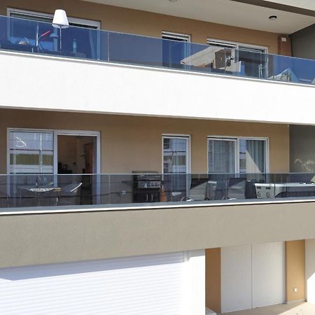 Apartment Relex With Pool & Jacuzzi Privlaka  Ngoại thất bức ảnh