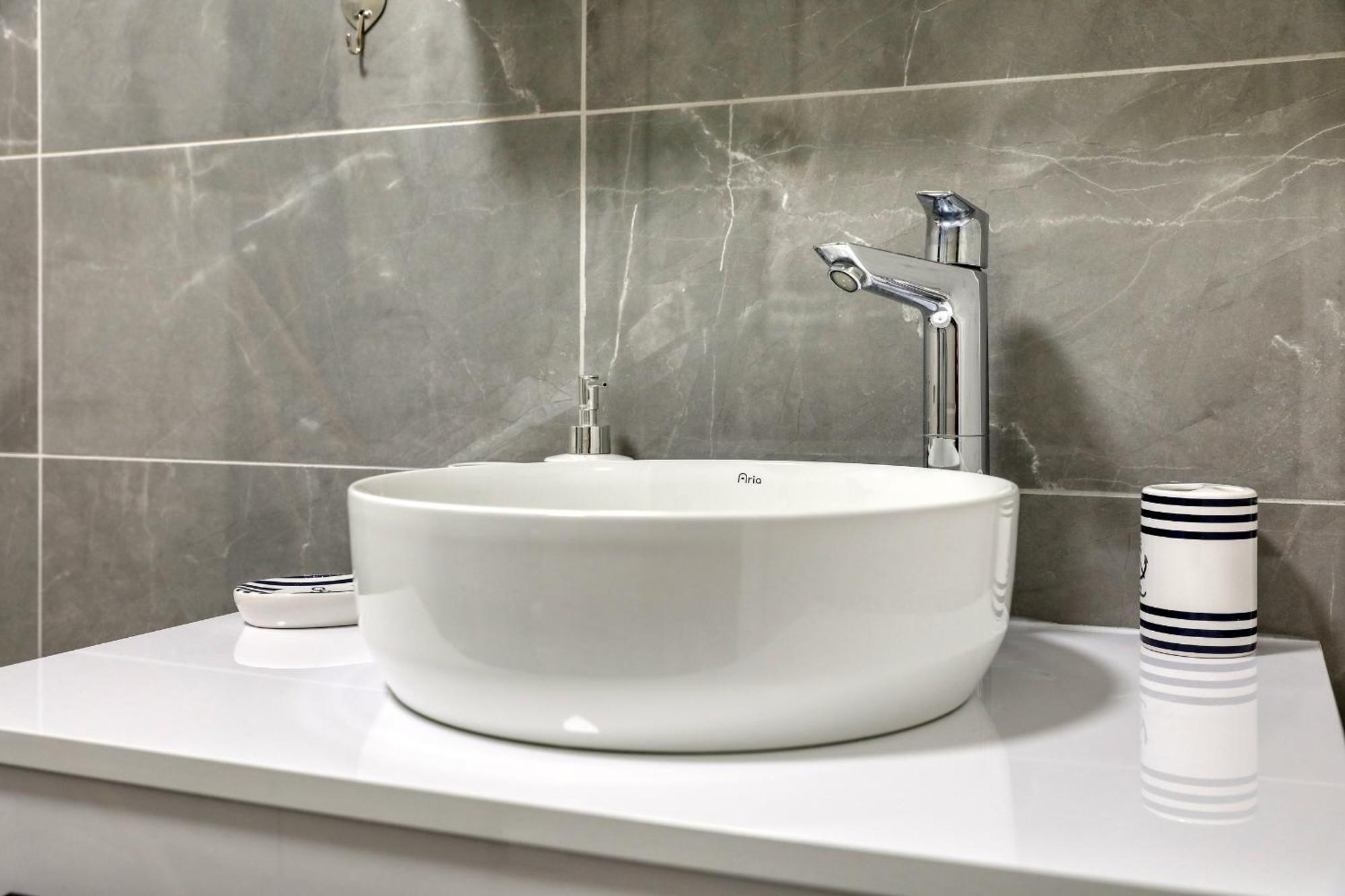 Apartment Relex With Pool & Jacuzzi Privlaka  Ngoại thất bức ảnh
