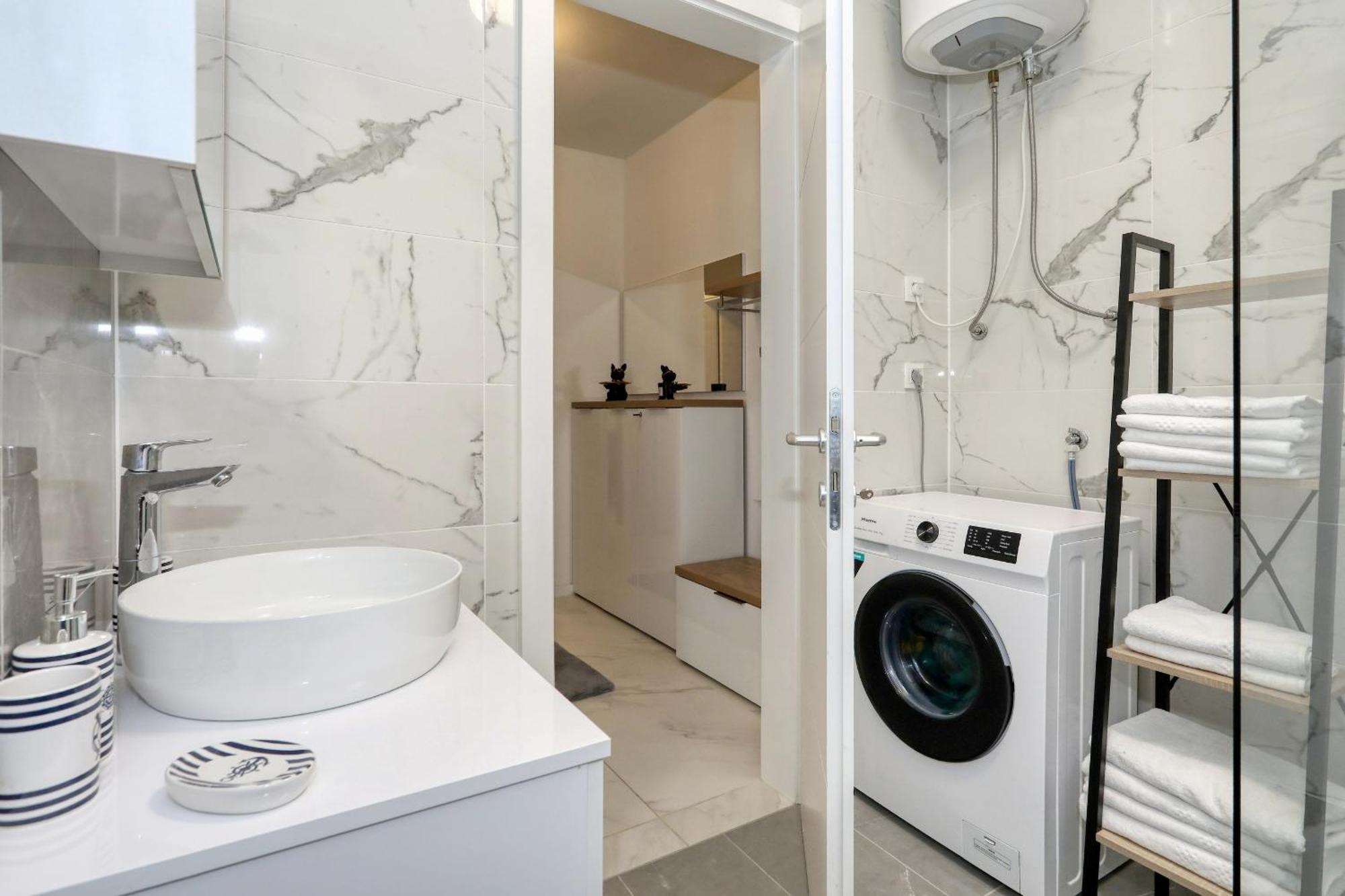 Apartment Relex With Pool & Jacuzzi Privlaka  Ngoại thất bức ảnh