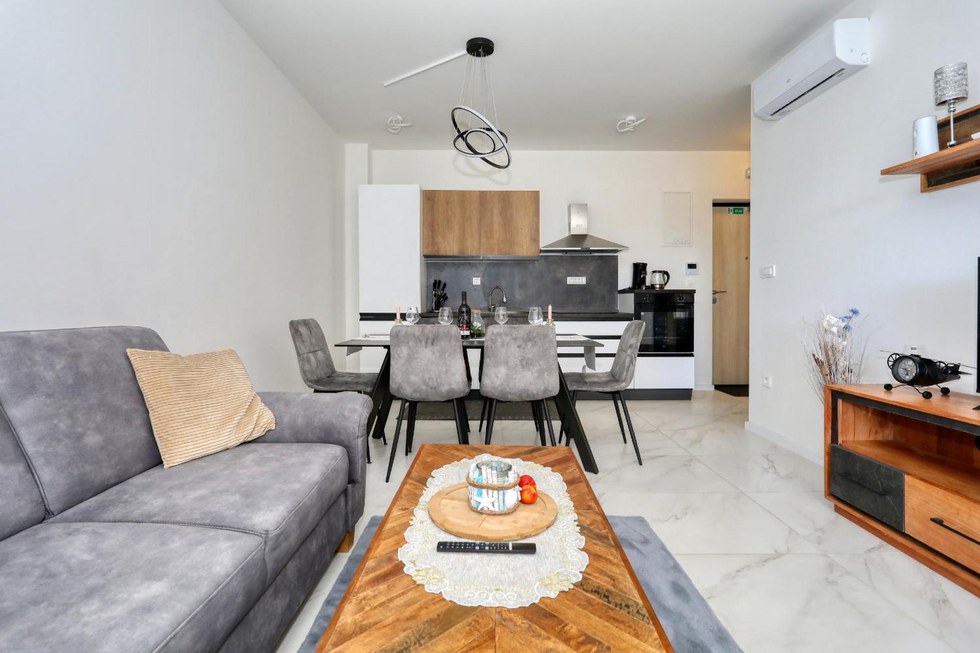 Apartment Relex With Pool & Jacuzzi Privlaka  Ngoại thất bức ảnh