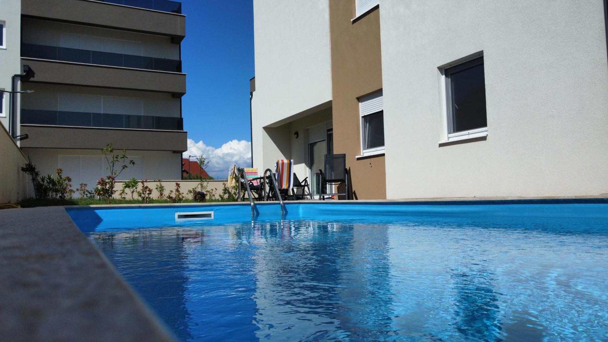 Apartment Relex With Pool & Jacuzzi Privlaka  Ngoại thất bức ảnh